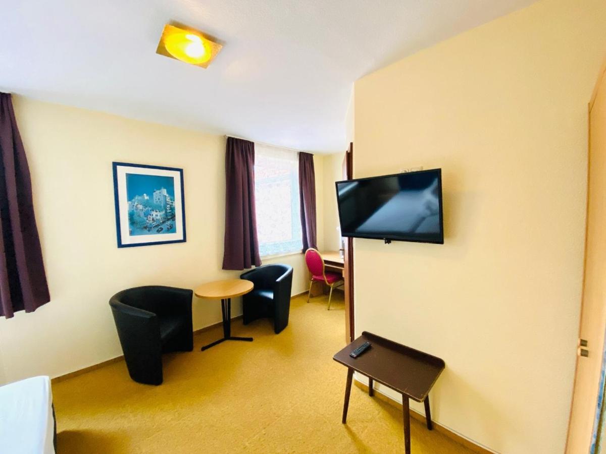 Hotel Grimm Кассель Экстерьер фото